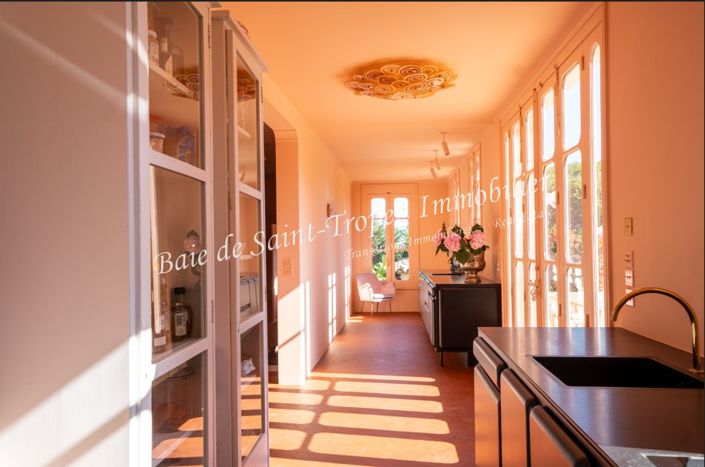 Image No.15-5 Bed House for sale