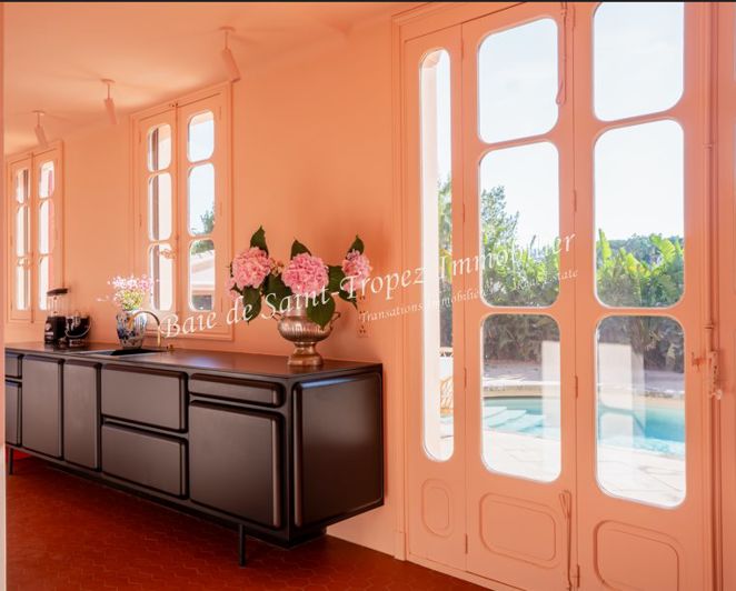 Image No.16-5 Bed House for sale