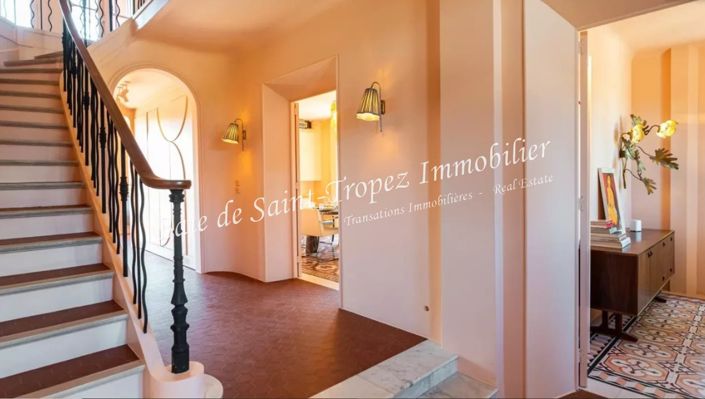 Image No.19-5 Bed House for sale
