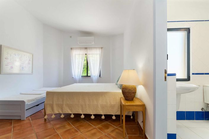 Image No.23-3 Bed House for sale
