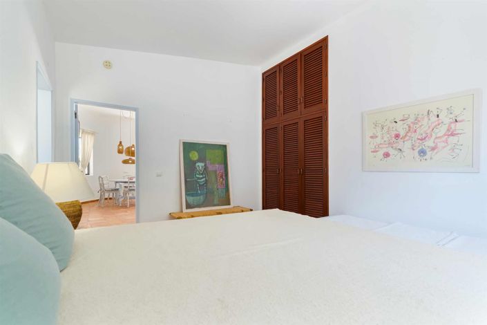 Image No.26-3 Bed House for sale