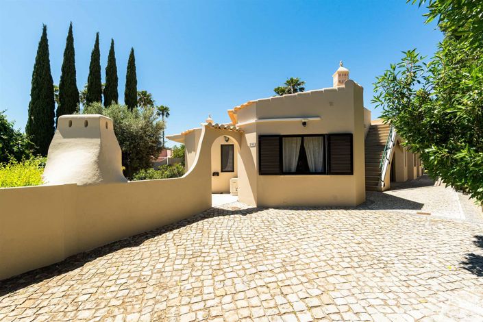 Image No.4-3 Bed House for sale