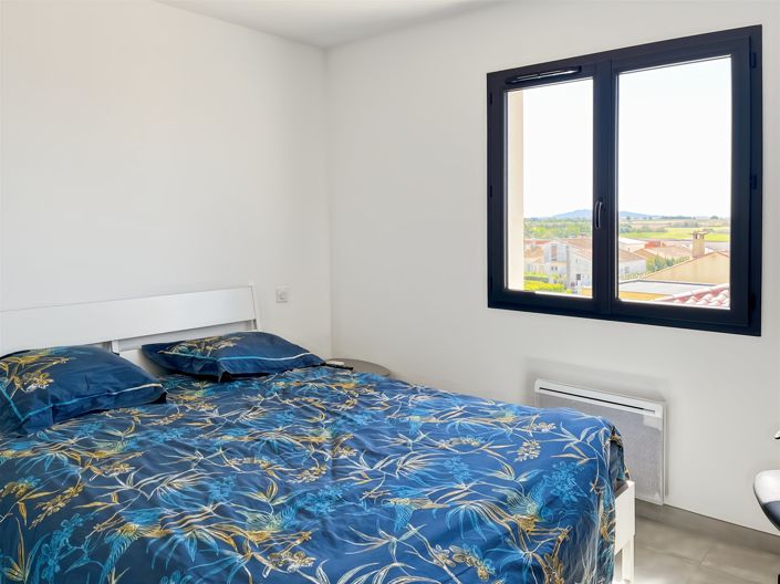 Image No.12-3 Bed House for sale