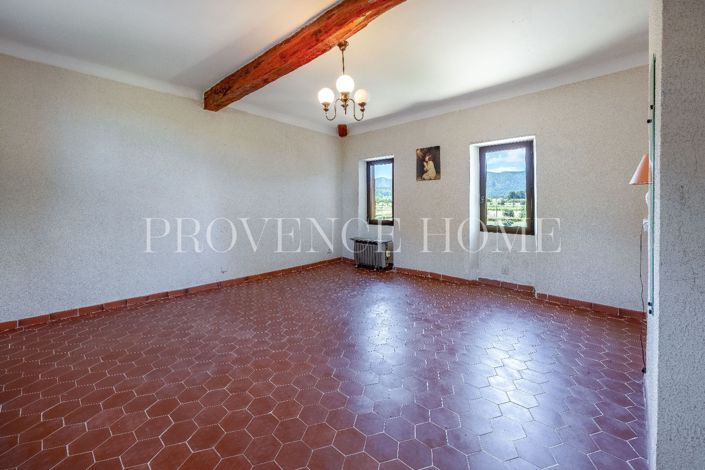Image No.12-Propriété de 6 chambres à vendre à Oppède