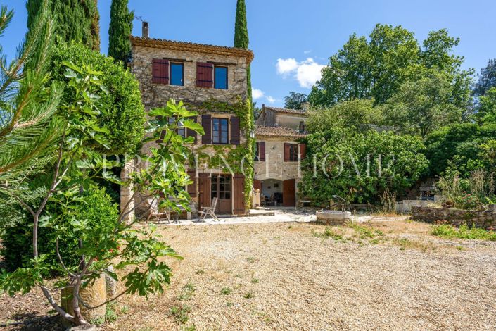 Image No.3-Propriété de 6 chambres à vendre à Oppède