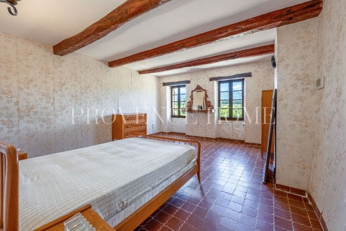 Image No.9-Propriété de 6 chambres à vendre à Oppède