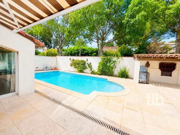 Image No.3-4 Bed House for sale