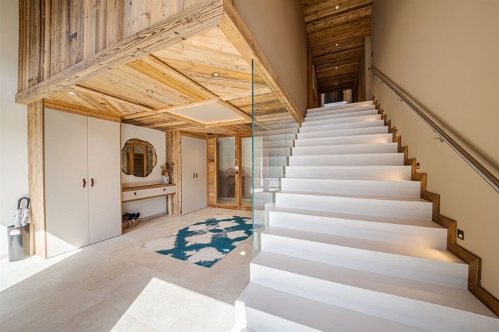 Image No.19-6 Bed House for sale
