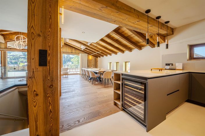 Image No.37-6 Bed House for sale