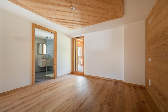 Image No.11-4 Bed Apartment for sale