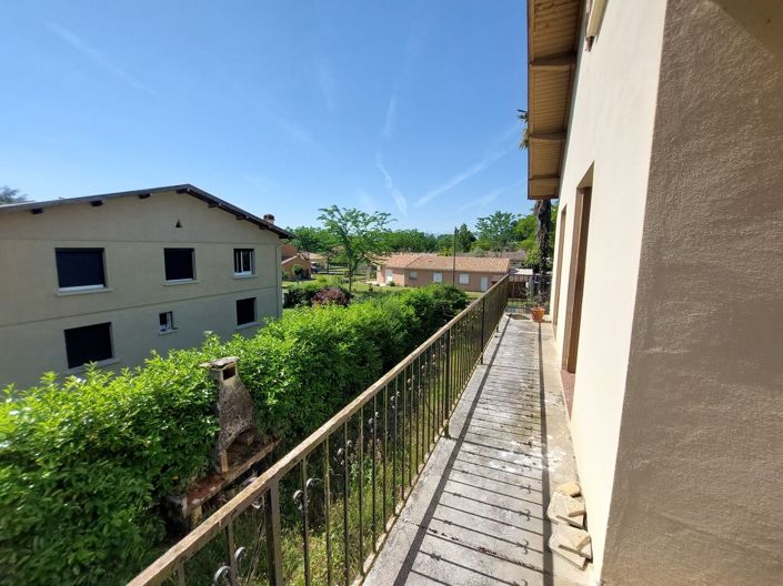 Image No.20-5 Bed House for sale