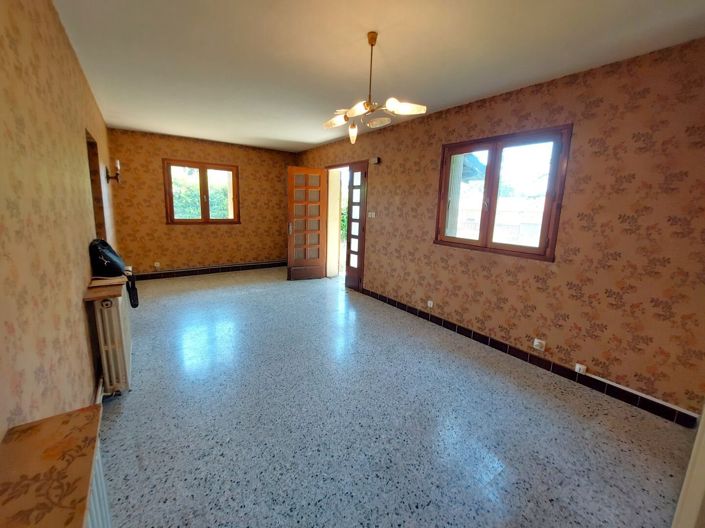 Image No.3-5 Bed House for sale