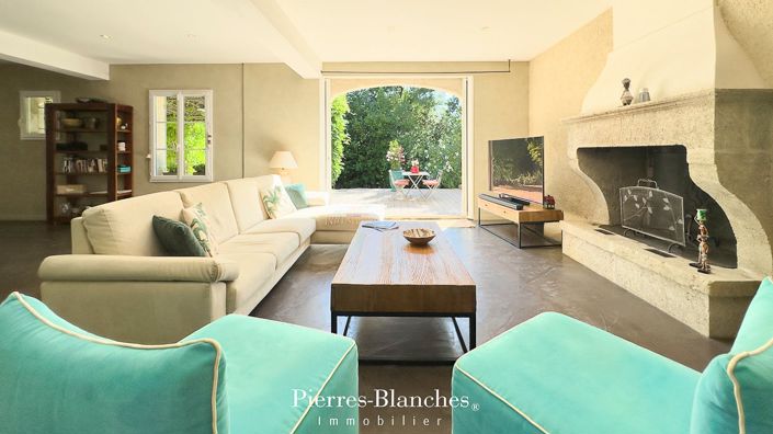 Image No.3-5 Bed House for sale