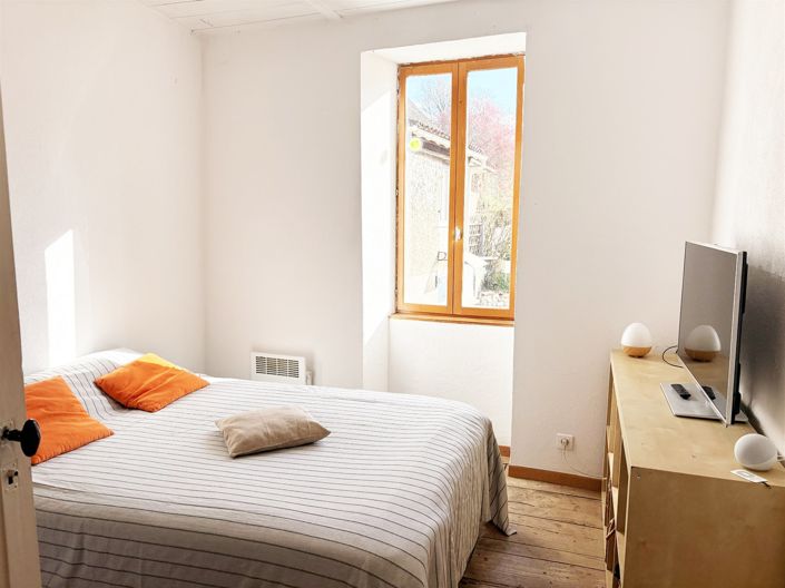 Image No.6-3 Bed House for sale