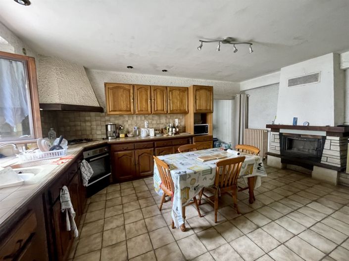 Image No.3-4 Bed House for sale