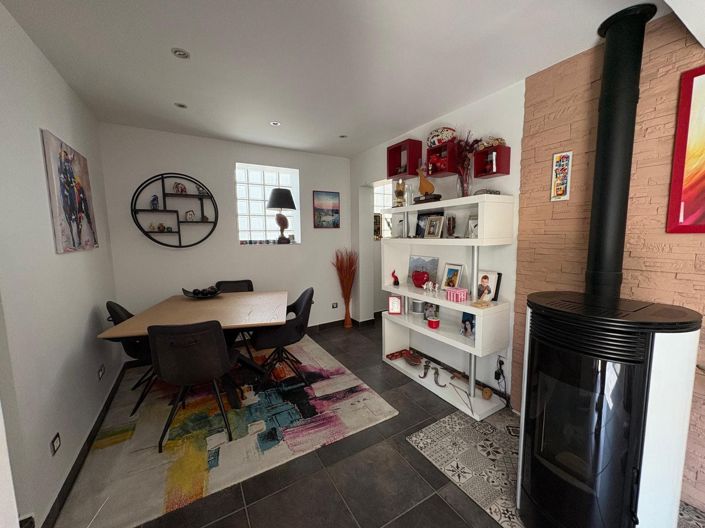 Image No.3-2 Bed House for sale