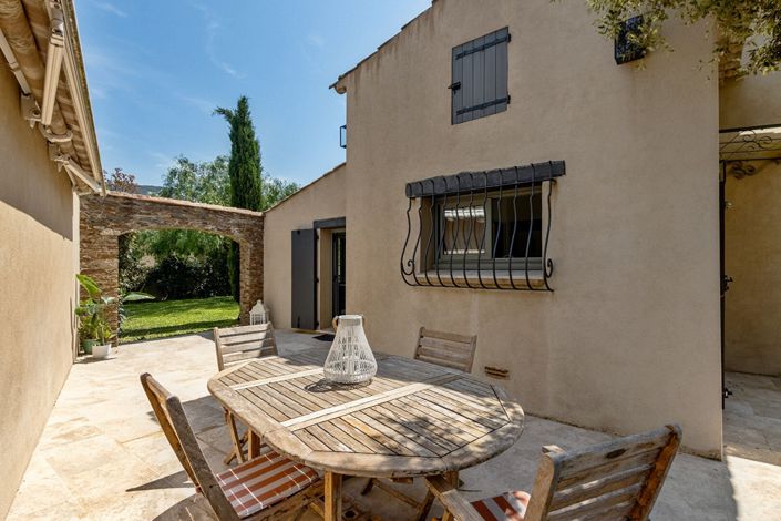 Image No.4-4 Bed House for sale