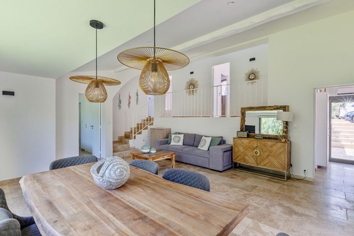 Image No.7-4 Bed House for sale