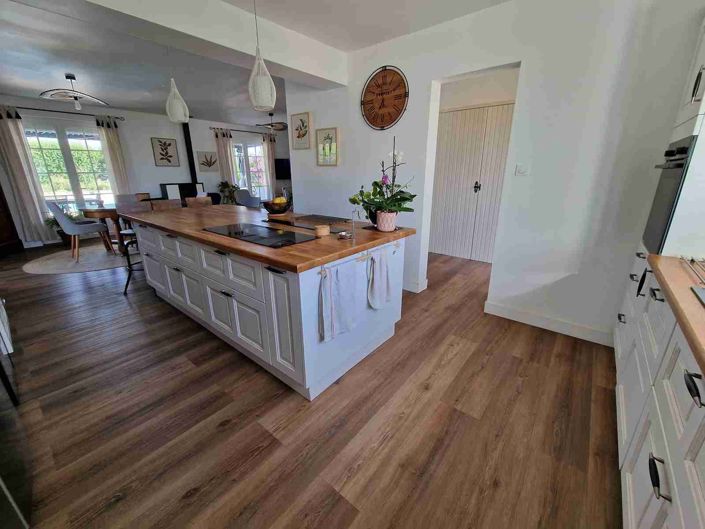 Image No.14-3 Bed House for sale