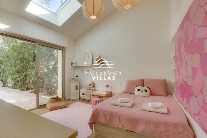 Image No.15-4 Bed House for sale