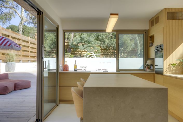 Image No.9-4 Bed House for sale