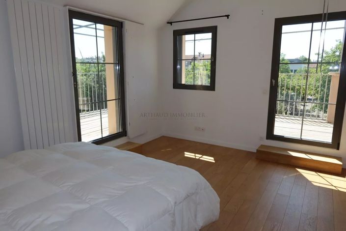 Image No.17-House for sale