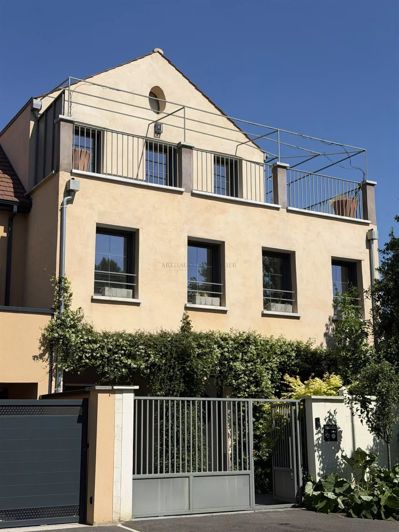Image No.20-House for sale