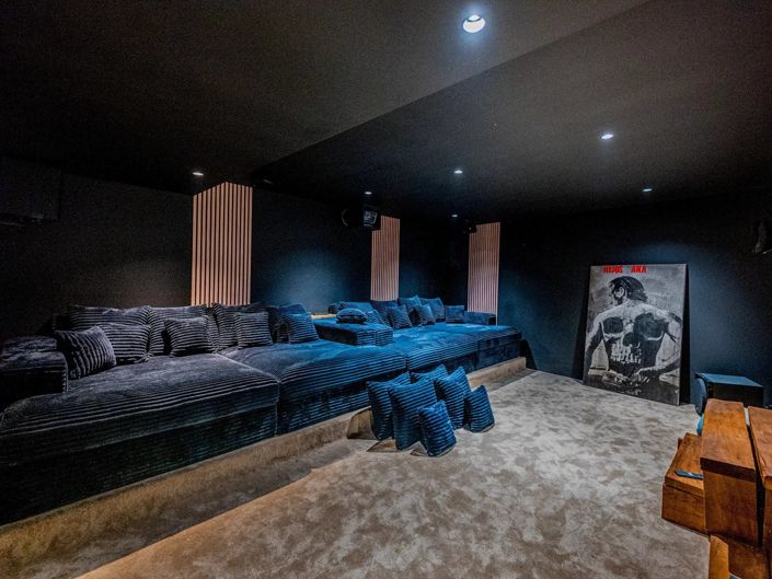 Image No.19-5 Bed House for sale
