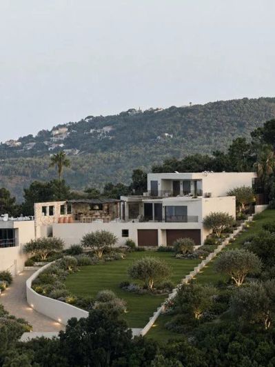 Image No.21-5 Bed House for sale