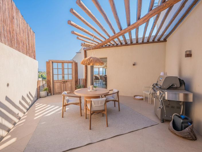 Image No.23-5 Bed House for sale