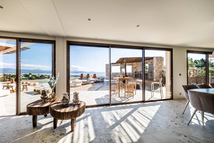 Image No.9-5 Bed House for sale