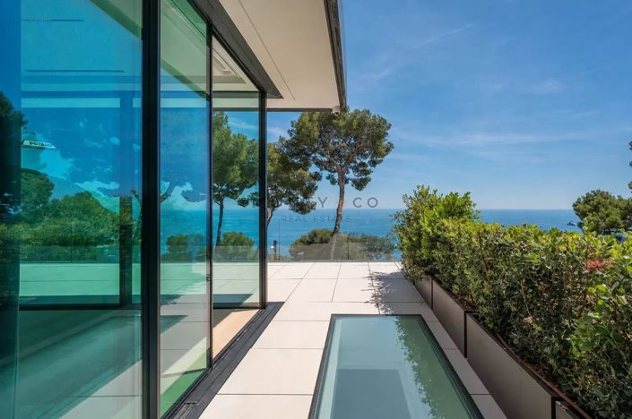 Image No.10-5 Bed House for sale