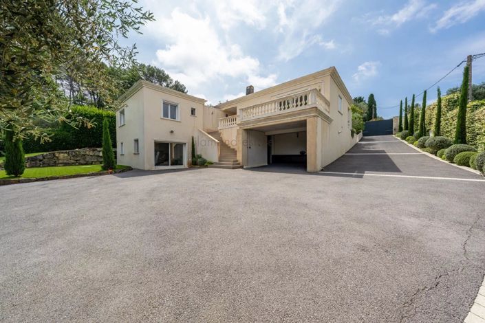 Image No.11-4 Bed House for sale