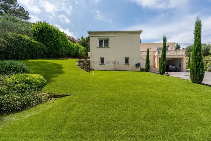 Image No.20-4 Bed House for sale