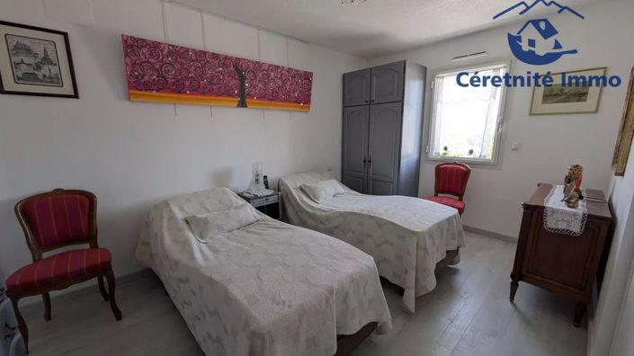 Image No.18-3 Bed Apartment for sale
