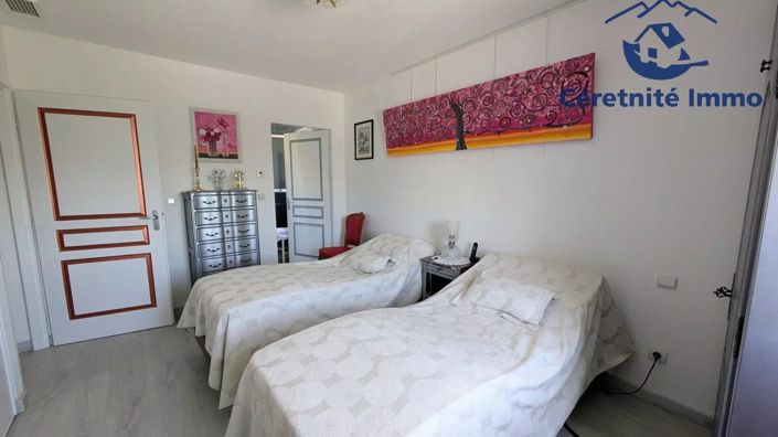 Image No.19-3 Bed Apartment for sale