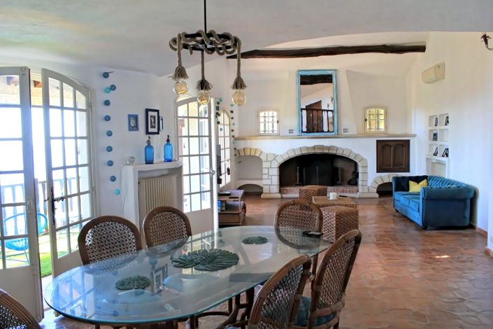 Image No.6-4 Bed House for sale