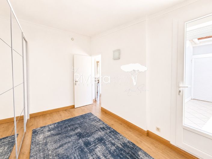 Image No.12-3 Bed Apartment for sale
