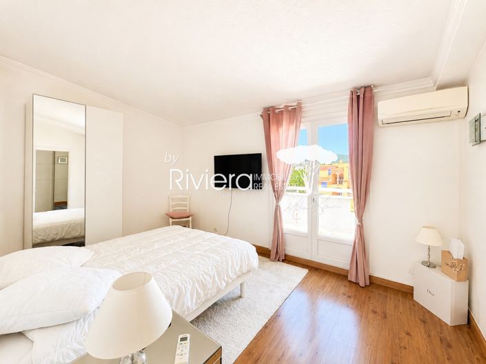 Image No.9-3 Bed Apartment for sale