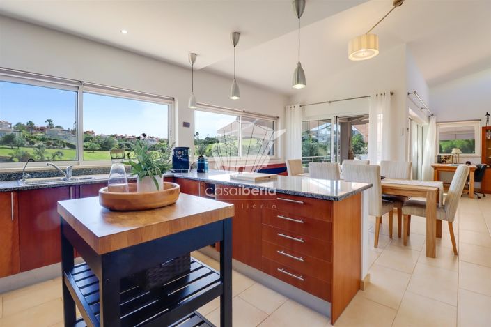 Image No.13-3 Bed House for sale
