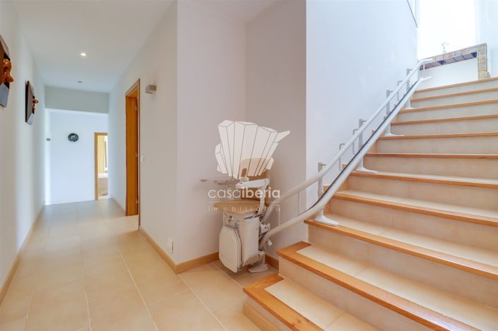 Image No.21-3 Bed House for sale