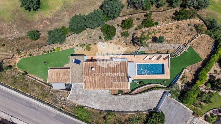 Image No.44-3 Bed House for sale