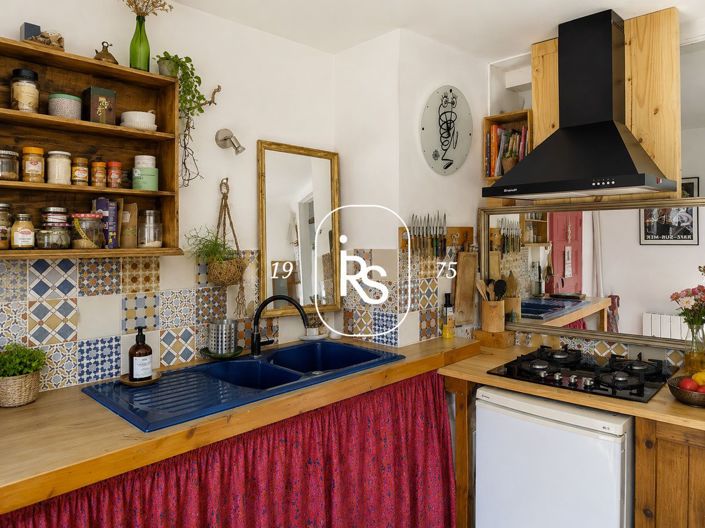 Image No.6-2 Bed House for sale