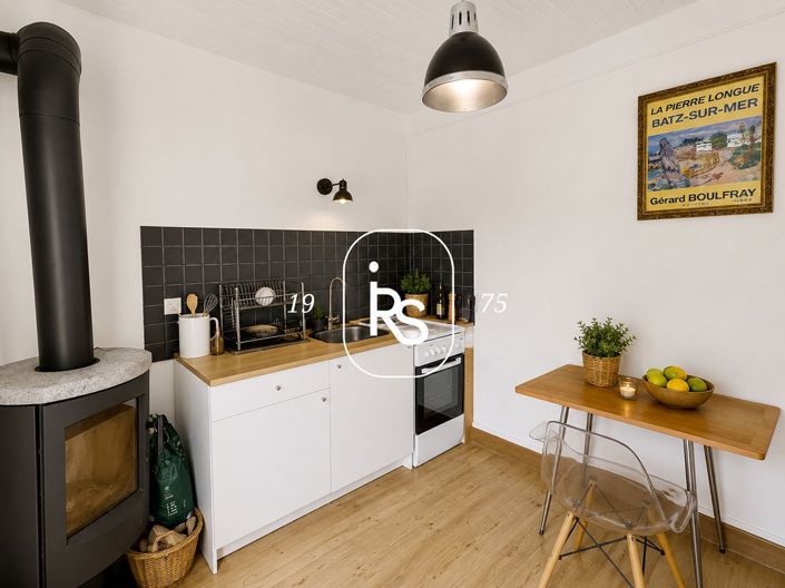 Image No.9-2 Bed House for sale
