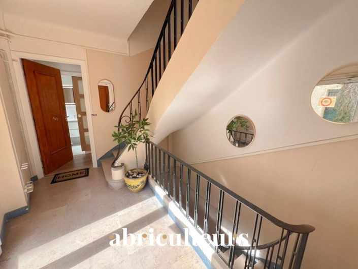 Image No.5-Appartement de 1 chambre à vendre à Nice