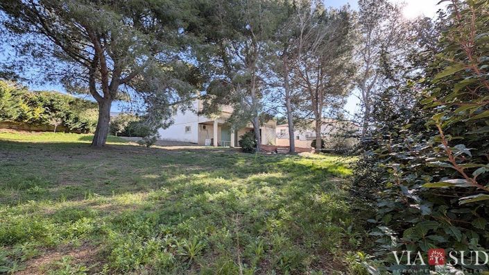 Image No.3-3 Bed House for sale