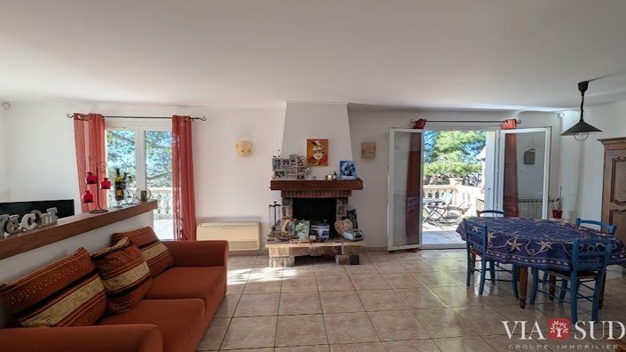 Image No.7-3 Bed House for sale