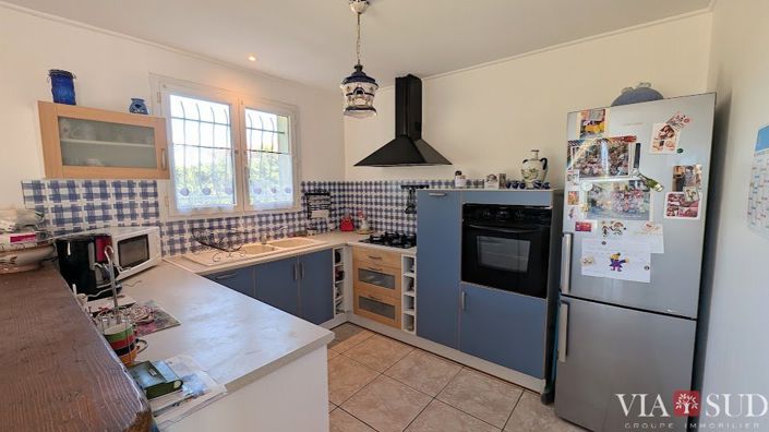 Image No.8-3 Bed House for sale