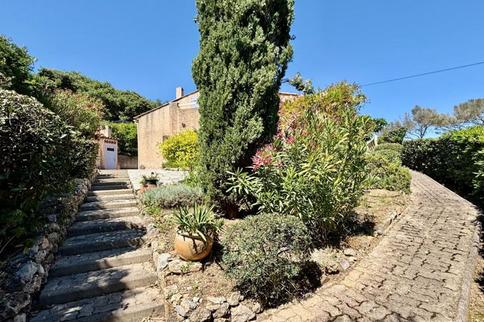 Image No.20-2 Bed House for sale
