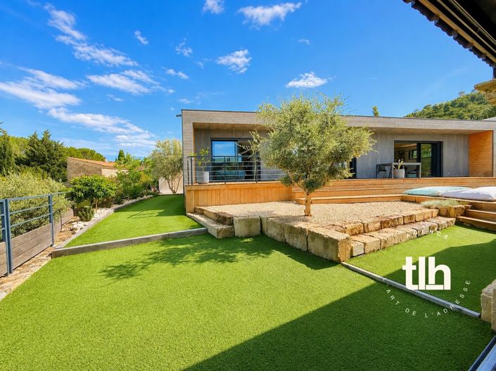 Image No.2-3 Bed House for sale